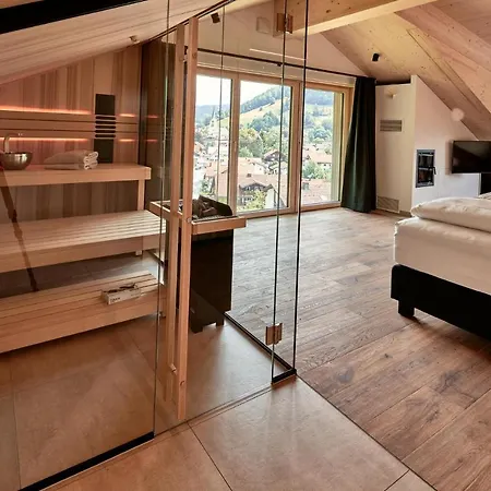Lägenhetshotell Staufen Am Schlossberg Mit Und Golf 4*