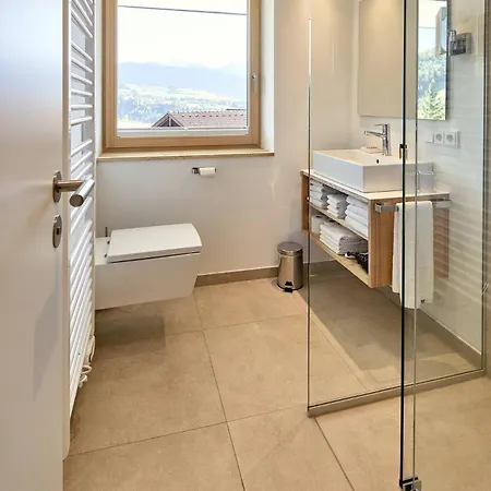 Lägenhetshotell Staufen Am Schlossberg Mit Und Golf 4*