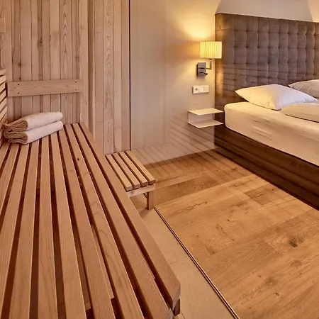 Staufen Am Schlossberg Aparthotel *
